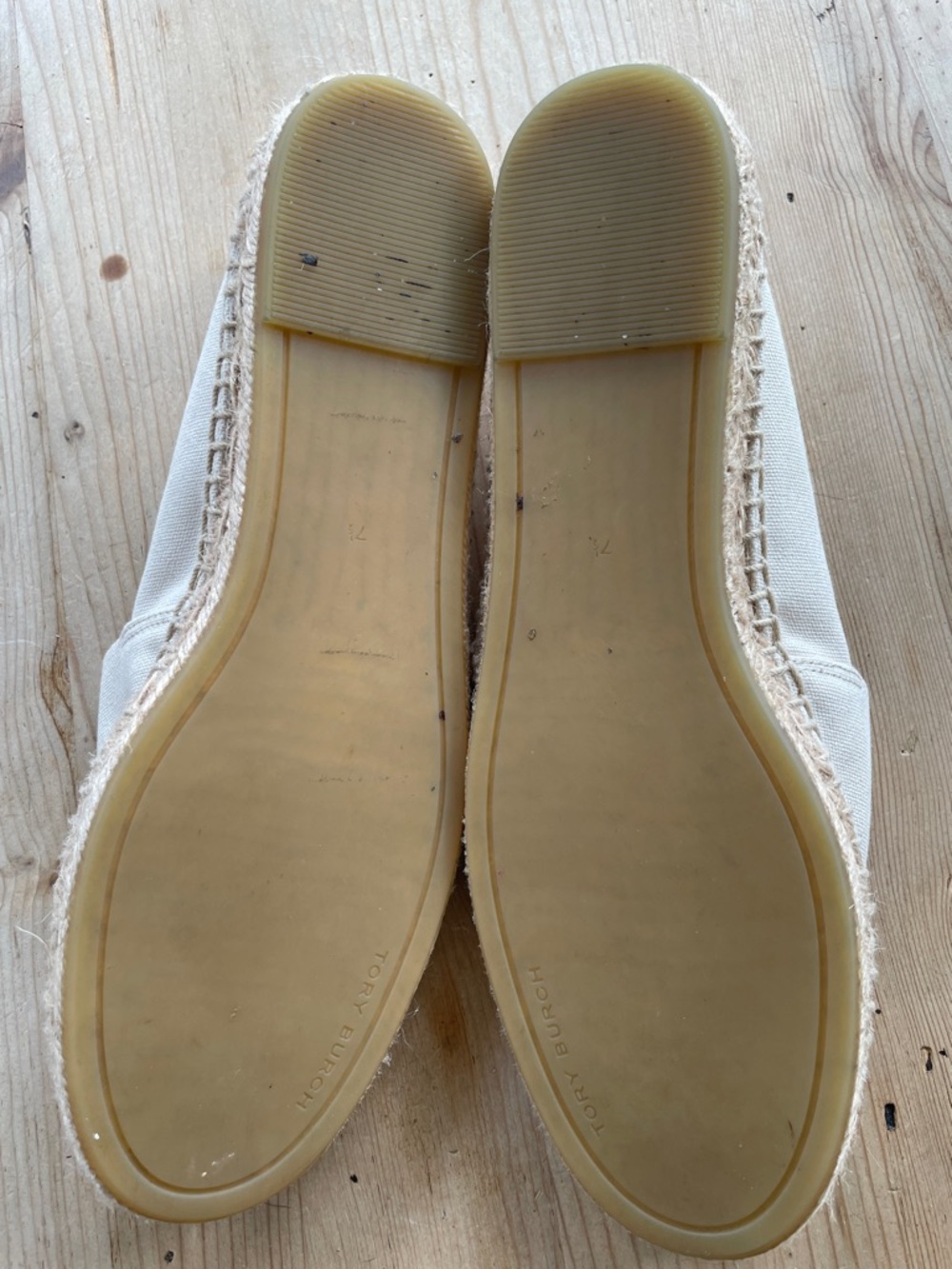 Tory Burch coastal core coastal grandmother espadrilles old money quiet luxury - Picture 4 of 7